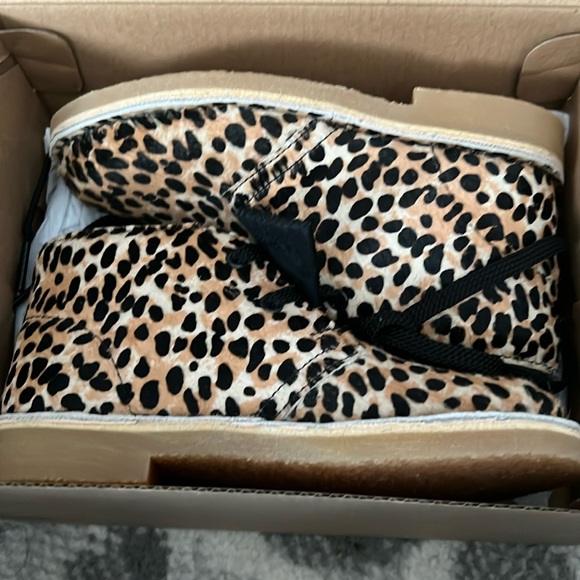 toddler Desert Clarks - Picture 2 of 4